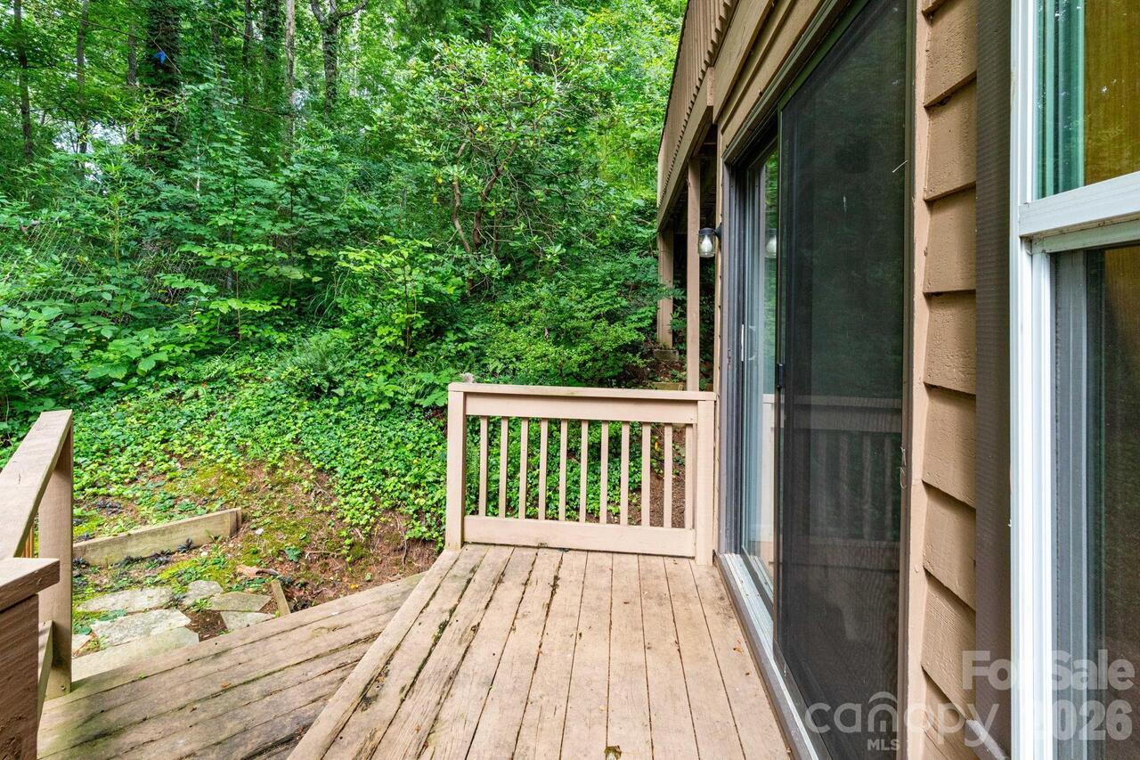 Listing Photo 18
