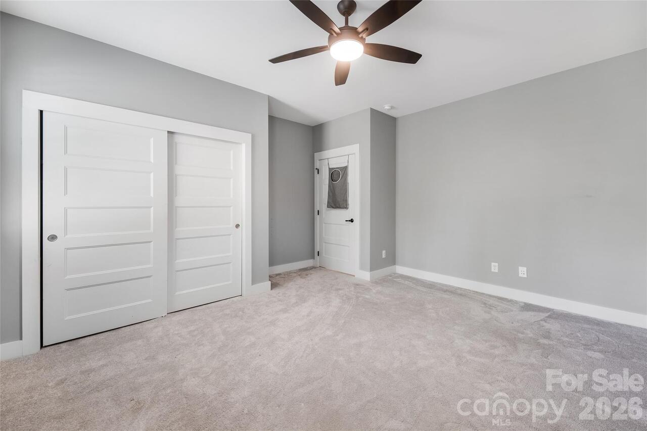 Listing Photo 7