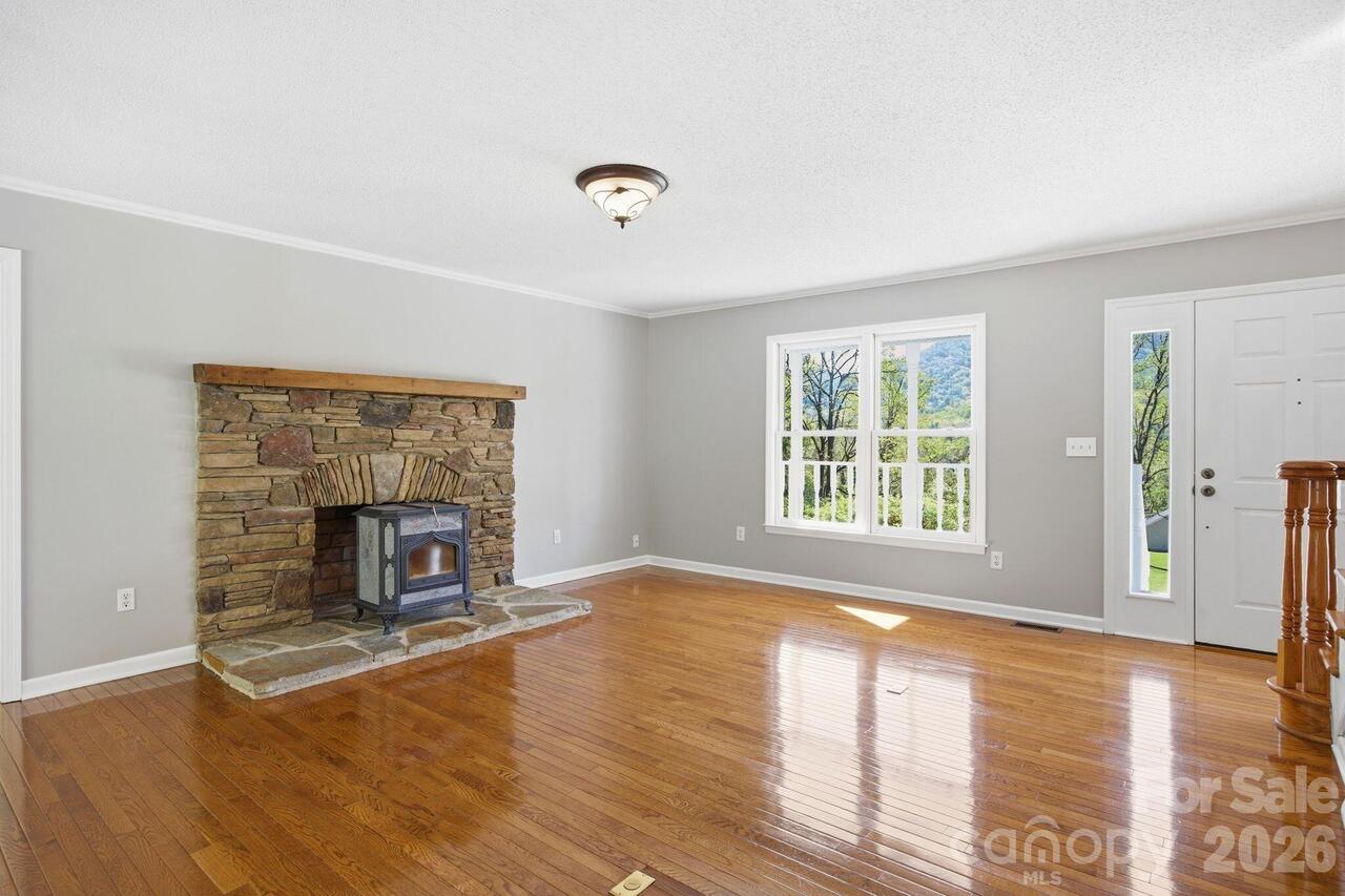 Listing Photo 13
