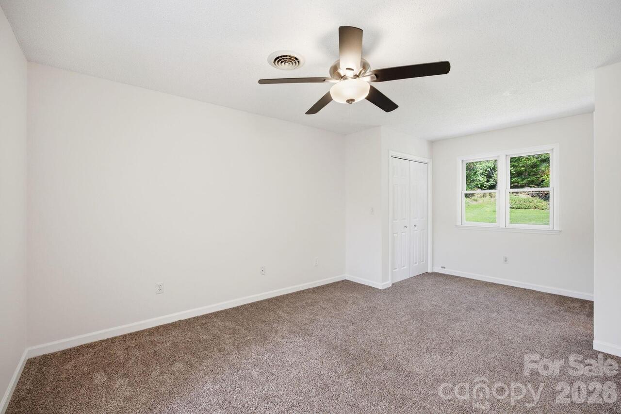 Listing Photo 37