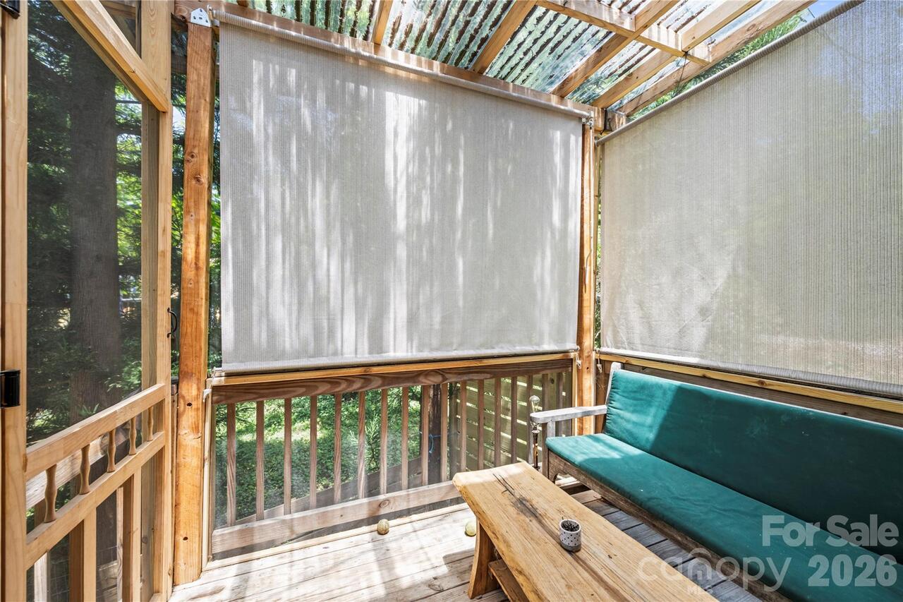 Listing Photo 14