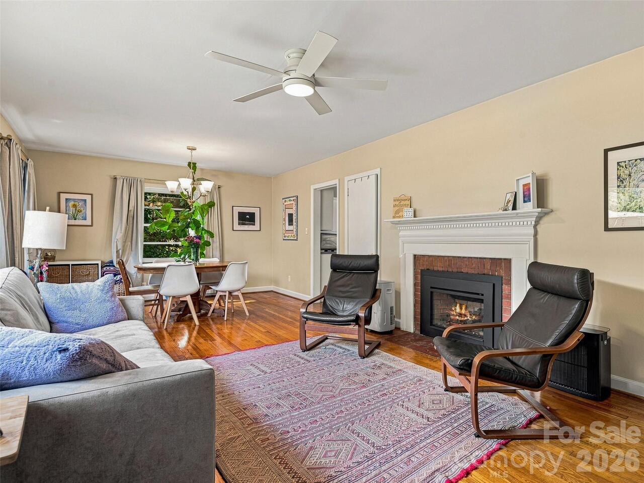 Listing Photo 5