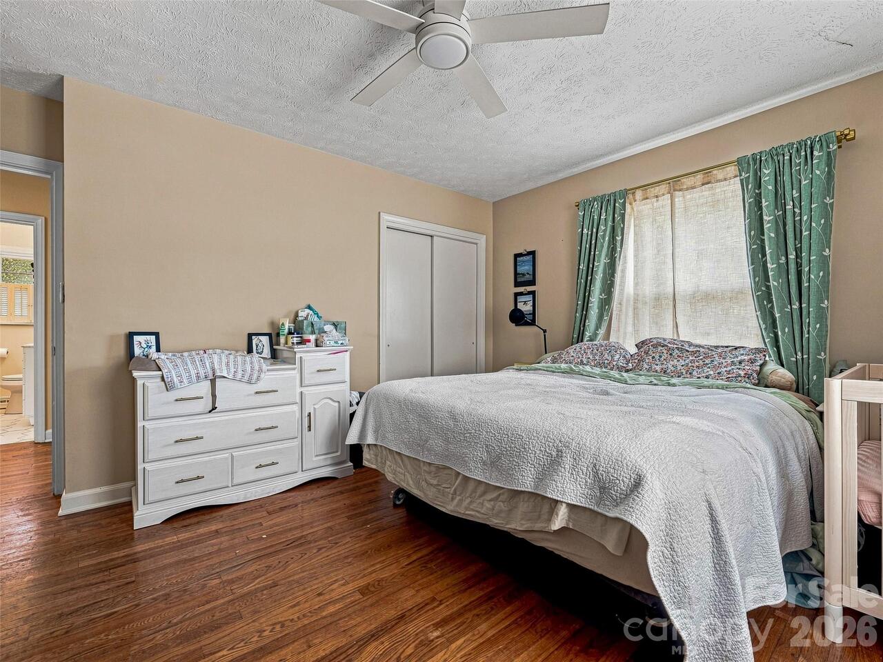 Listing Photo 15