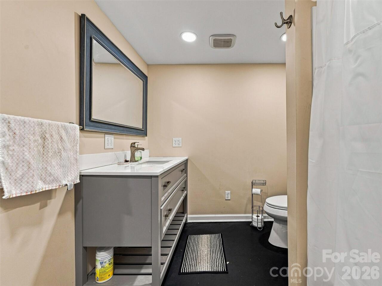Listing Photo 24