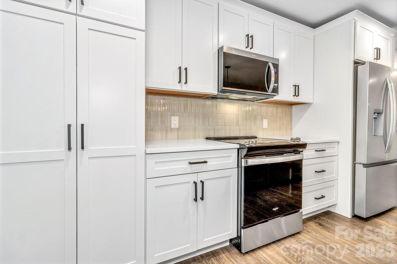Listing Photo 15