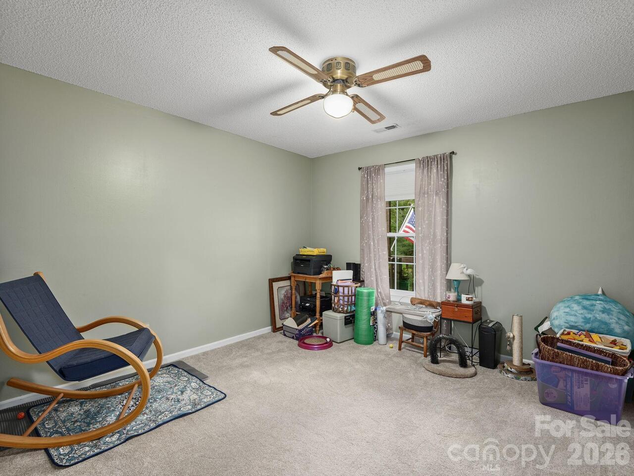 Listing Photo 16