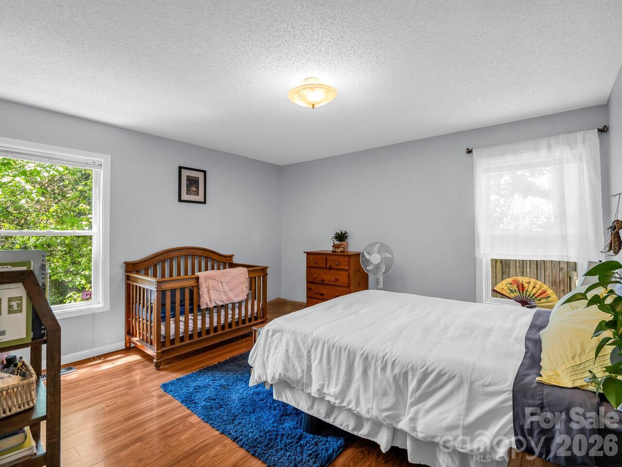 Listing Photo 8