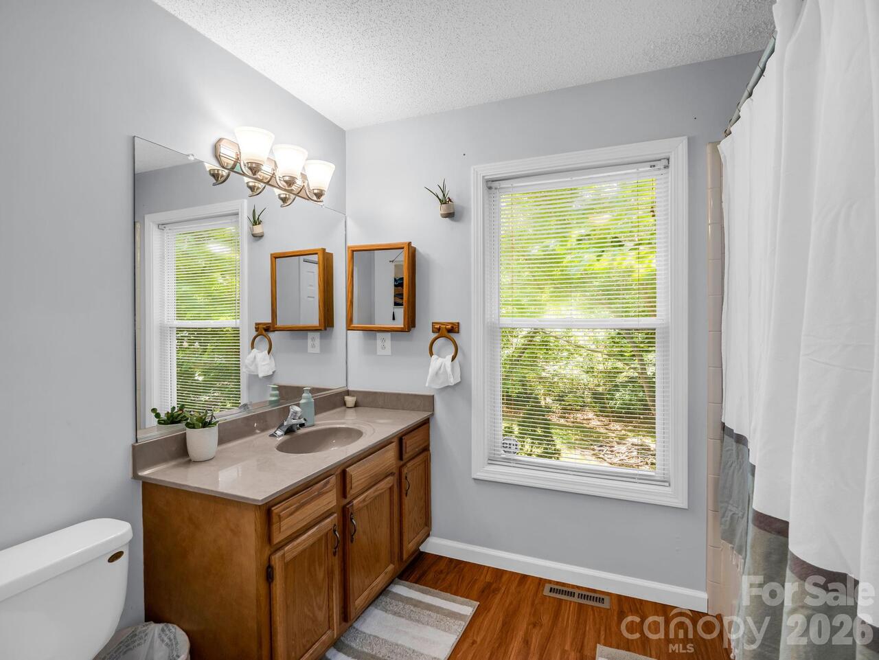 Listing Photo 13