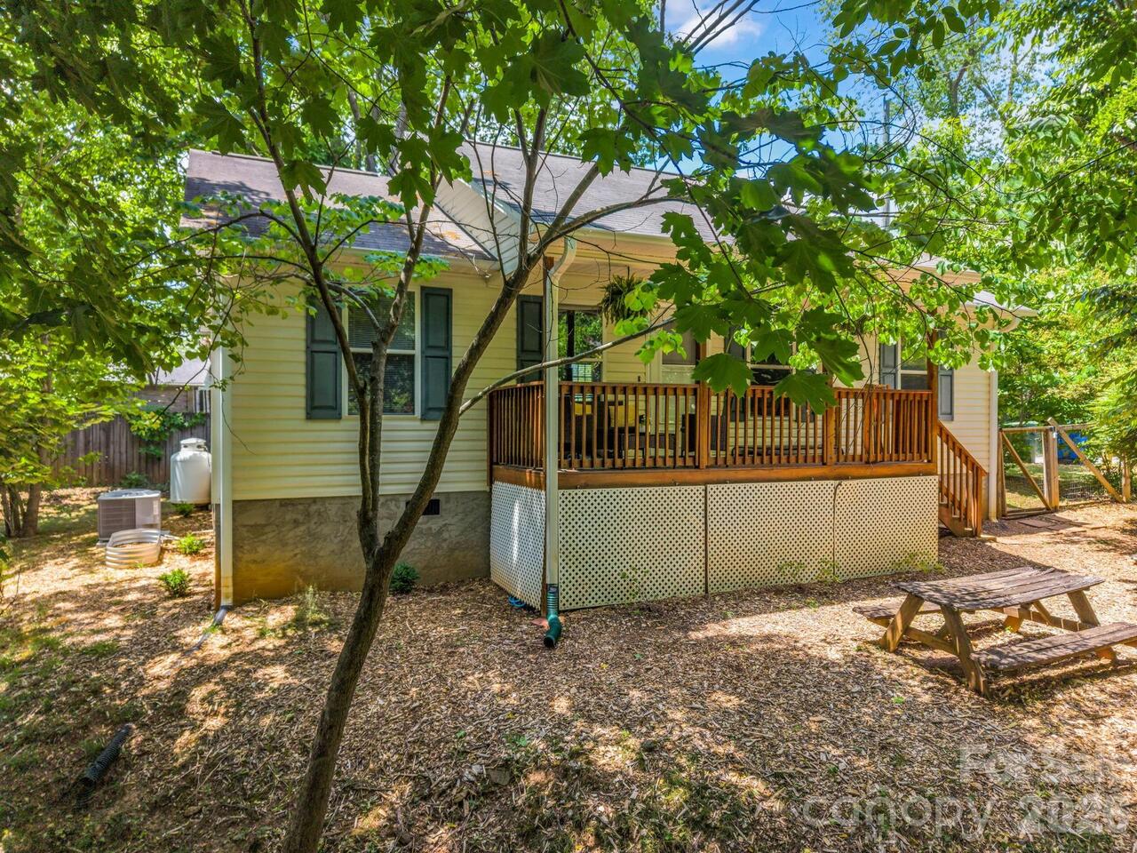 Listing Photo 23