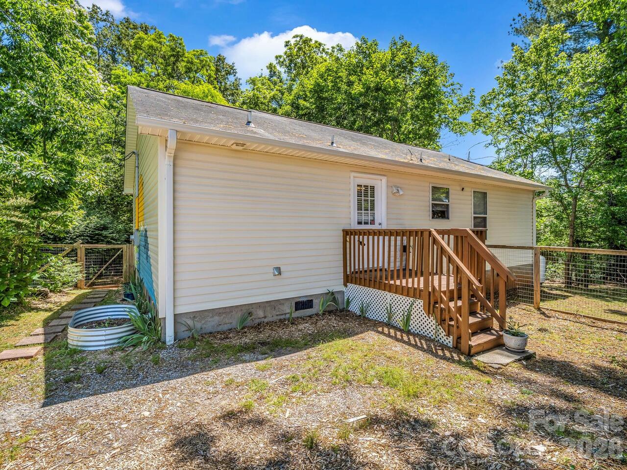 Listing Photo 29