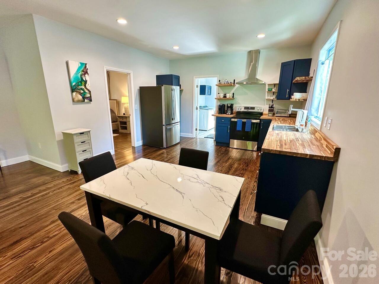 Listing Photo 7