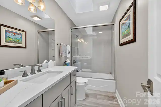 Listing Photo 32