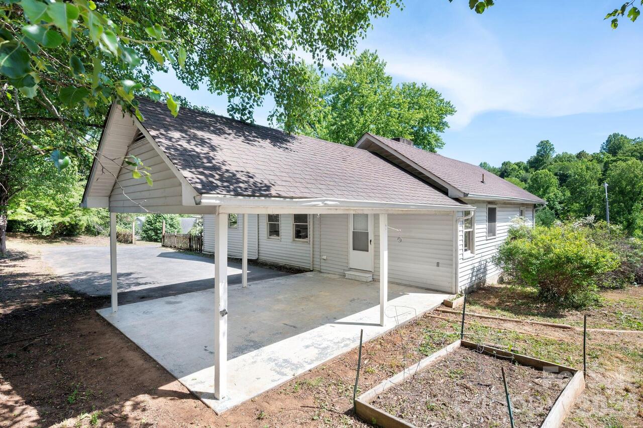 Listing Photo 31