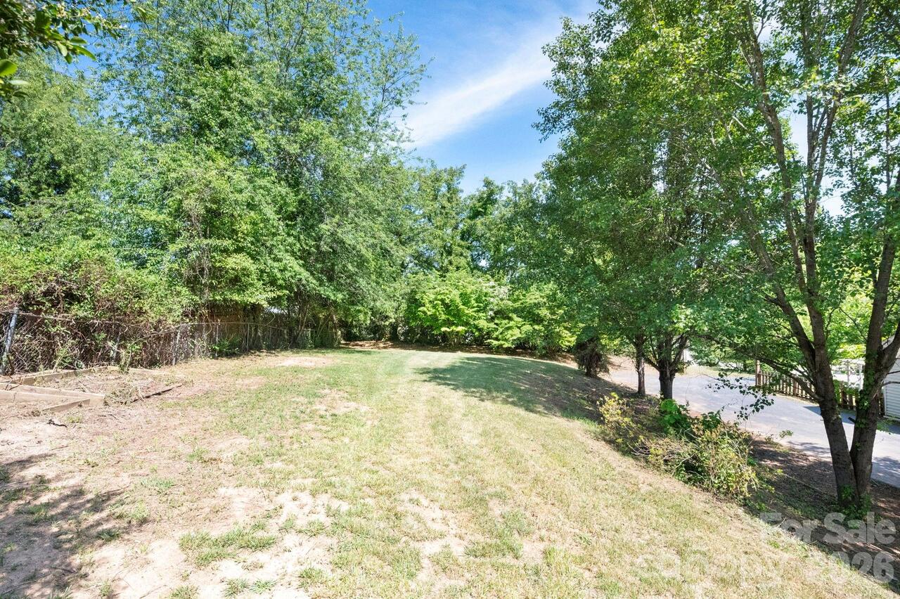 Listing Photo 34