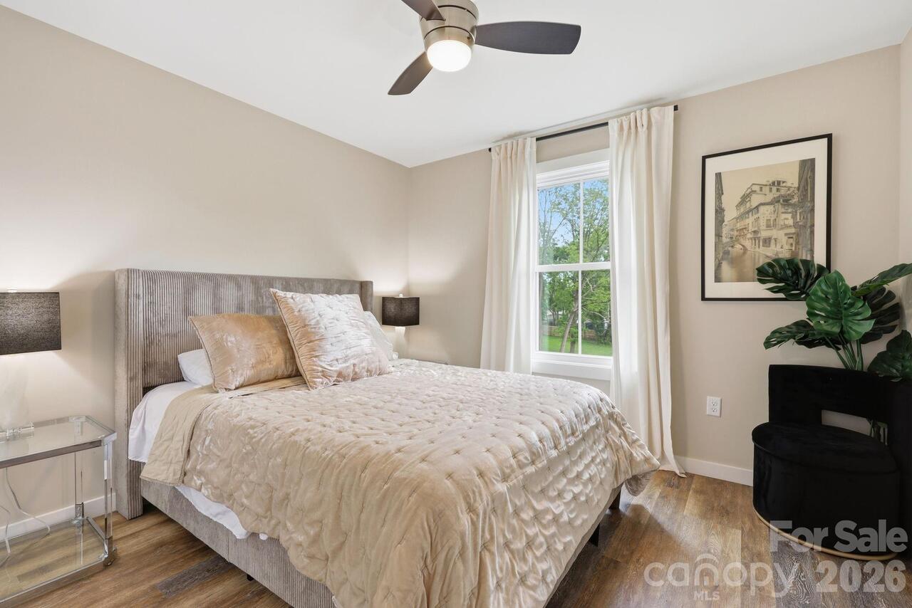 Listing Photo 28