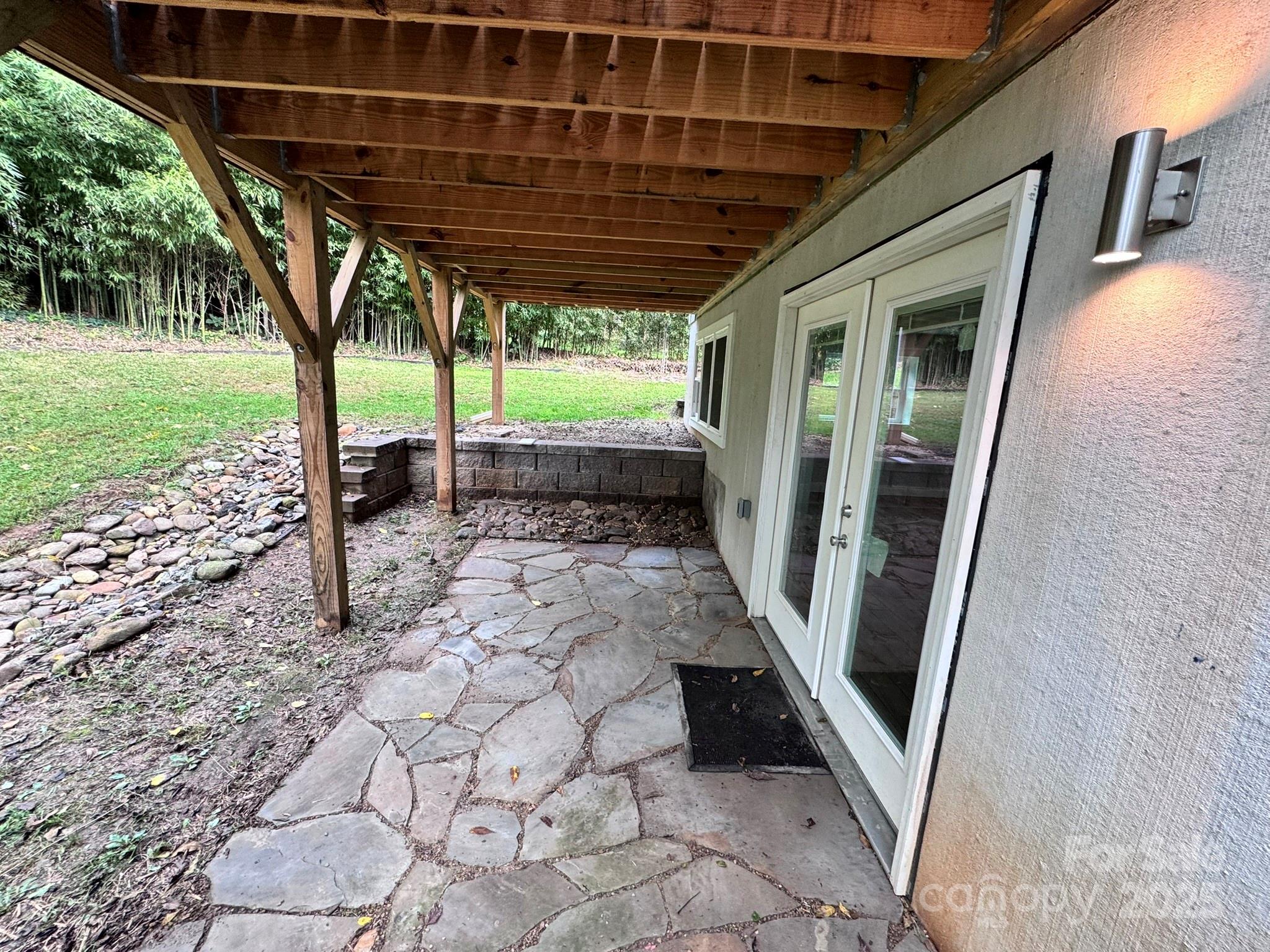 Listing Photo 18