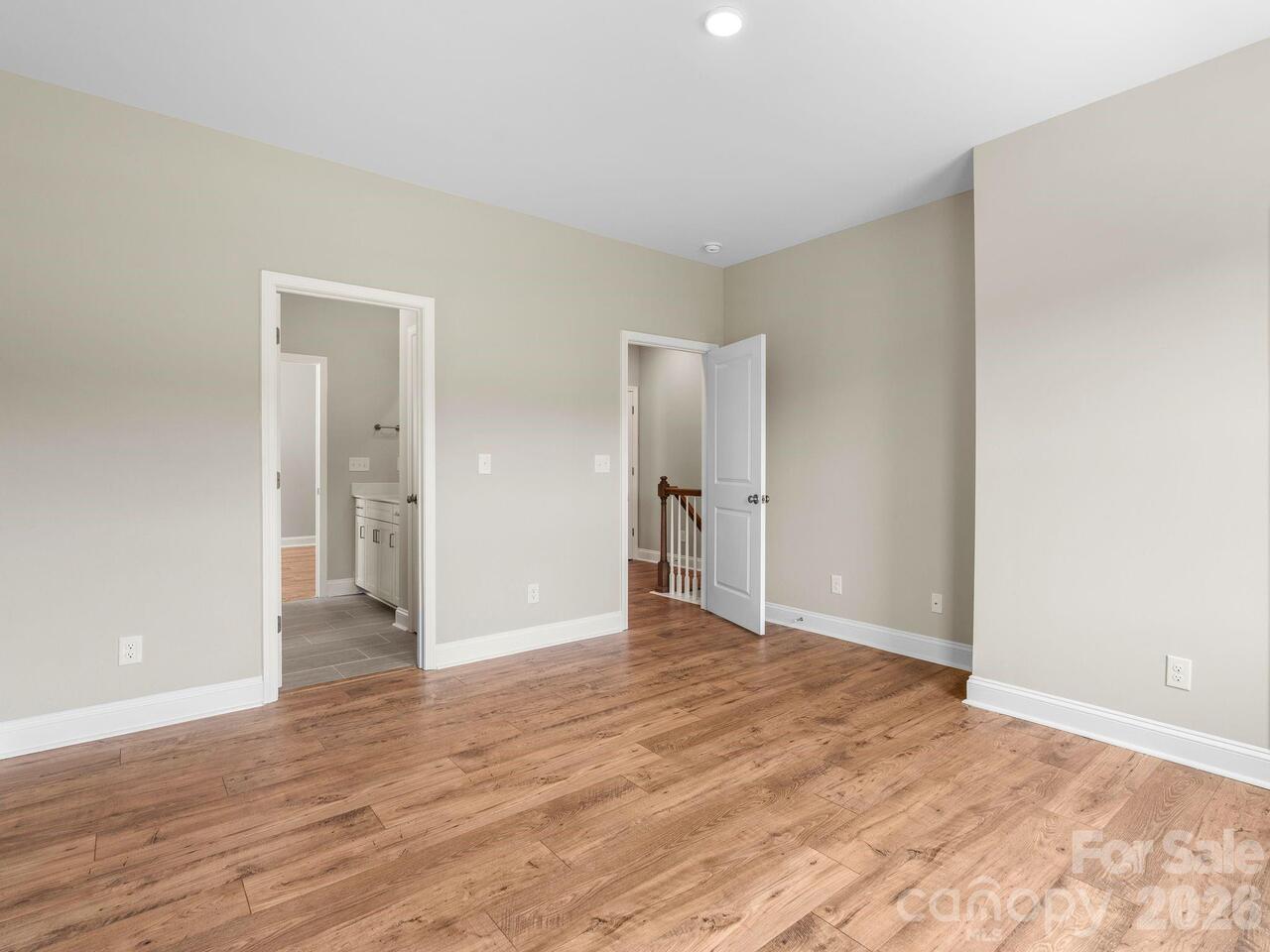 Listing Photo 28