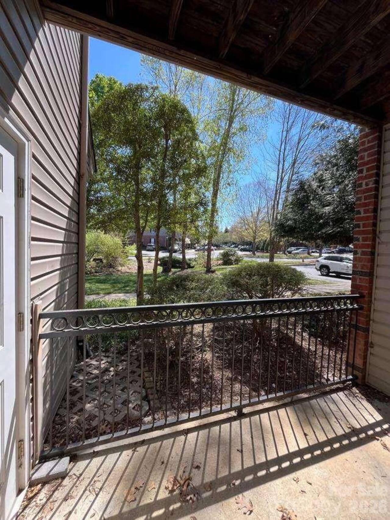 Listing Photo 18