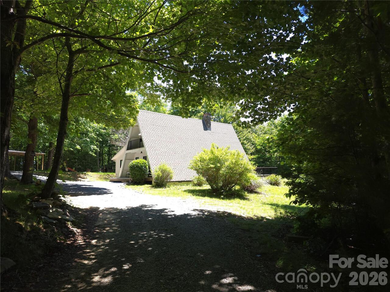 Listing Photo 8