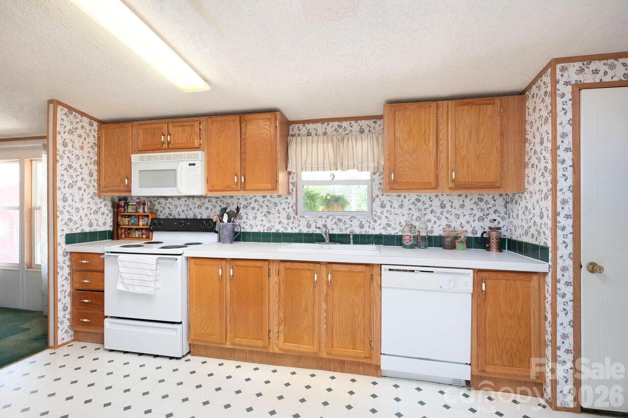 Listing Photo 13