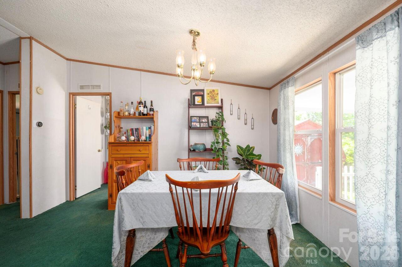 Listing Photo 16