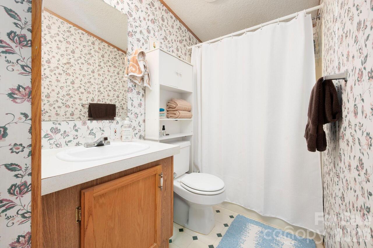 Listing Photo 22