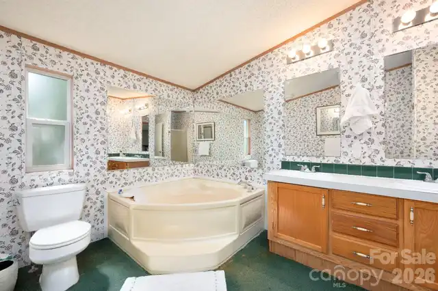 Listing Photo 21