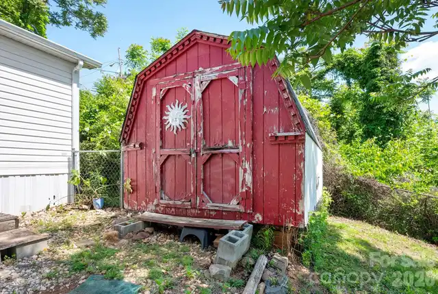 Listing Photo 36