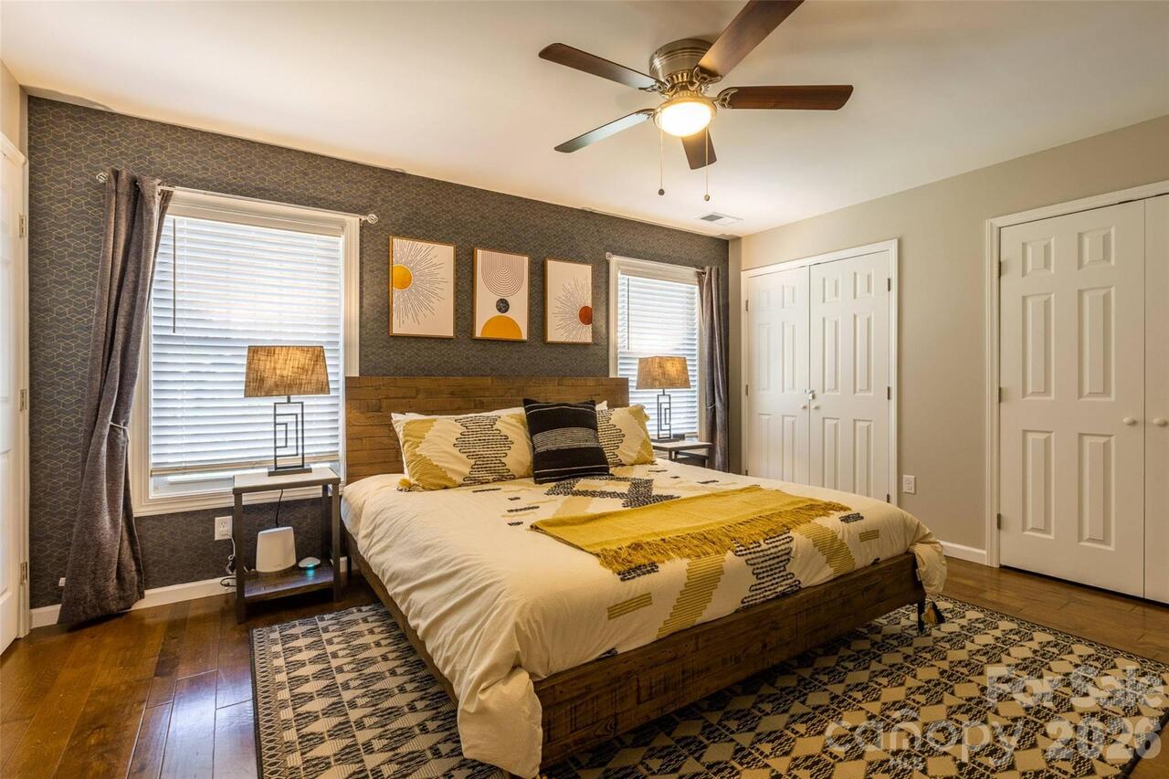 Listing Photo 7