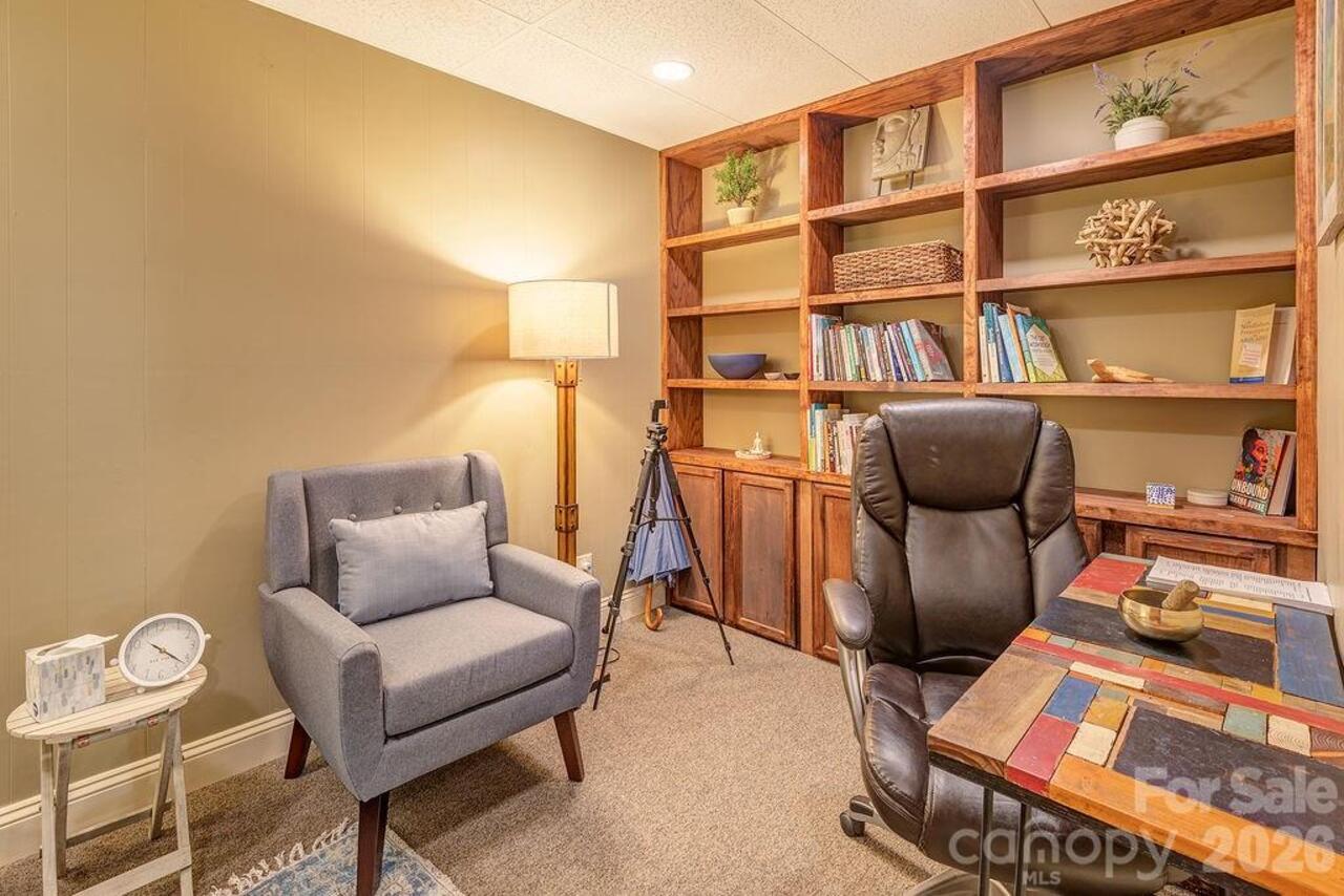 Listing Photo 19