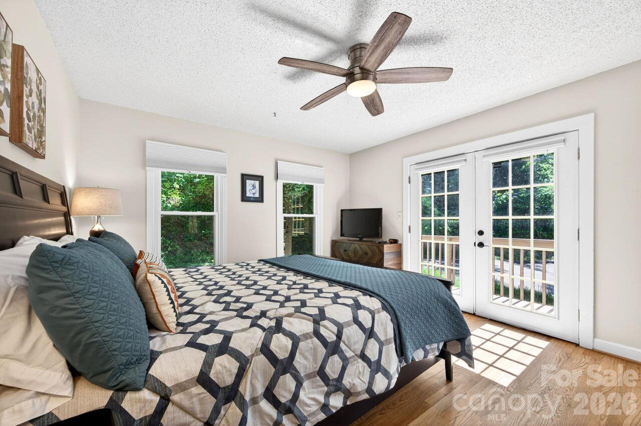 Listing Photo 14