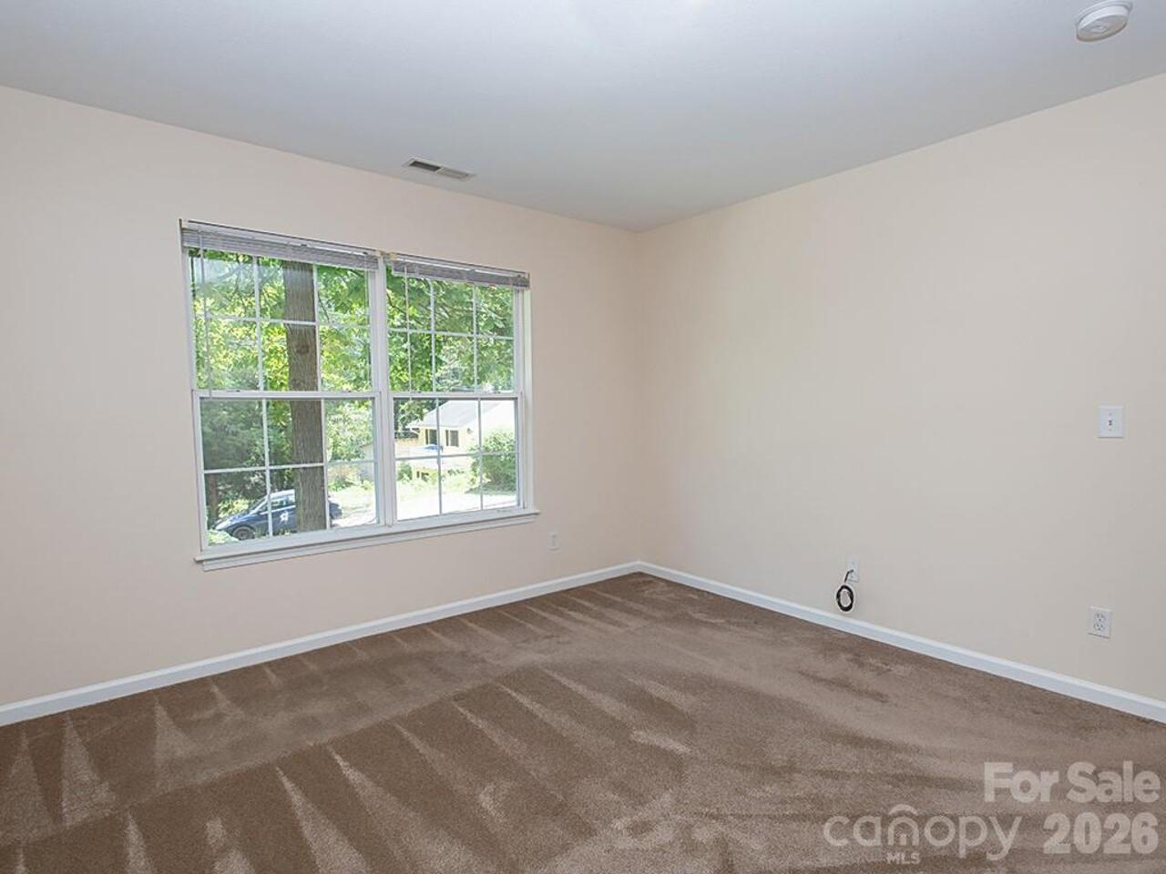 Listing Photo 26