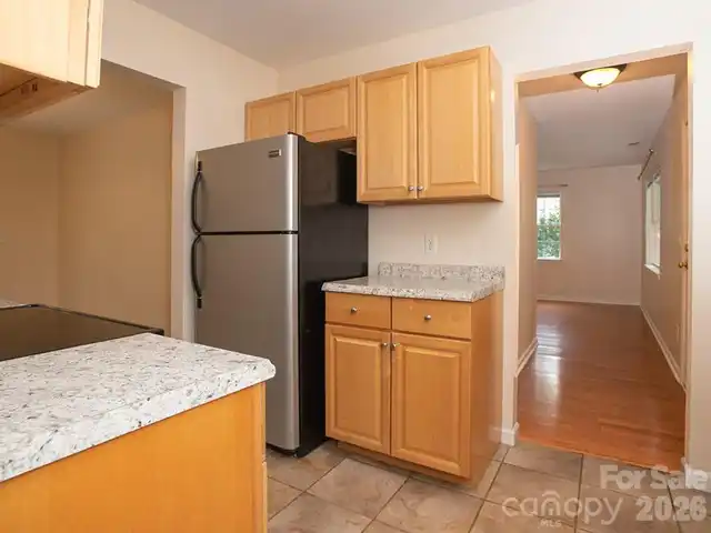 Listing Photo 14