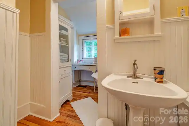 Listing Photo 18