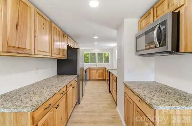 Listing Photo 16