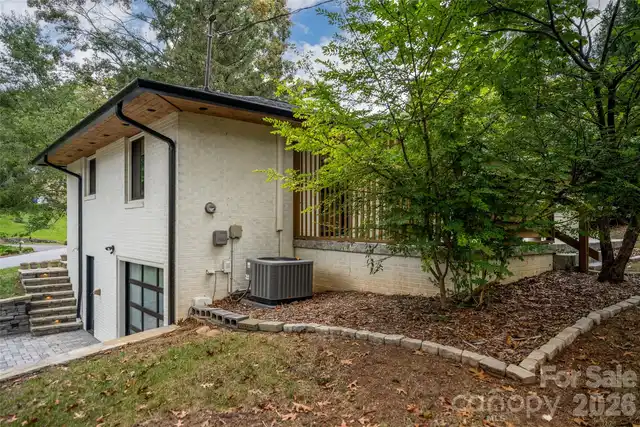 Listing Photo 37