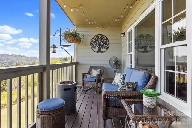 Listing Photo 14