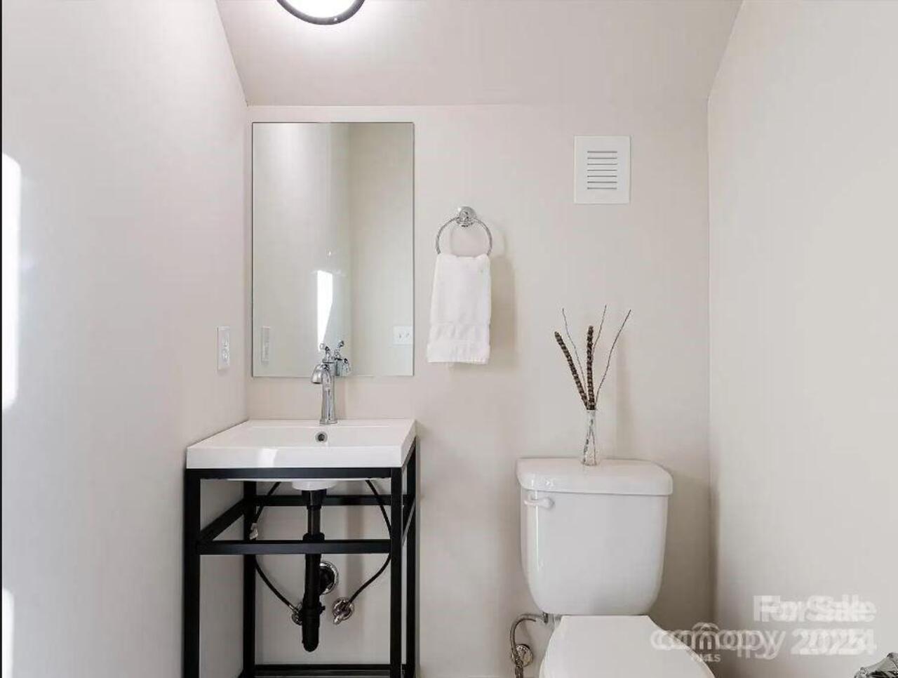 Listing Photo 14