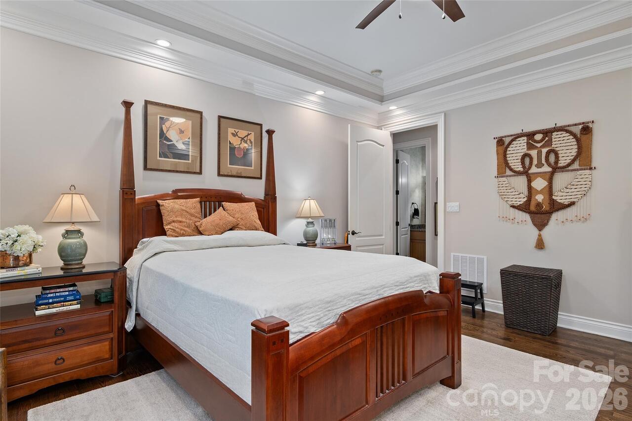 Listing Photo 23