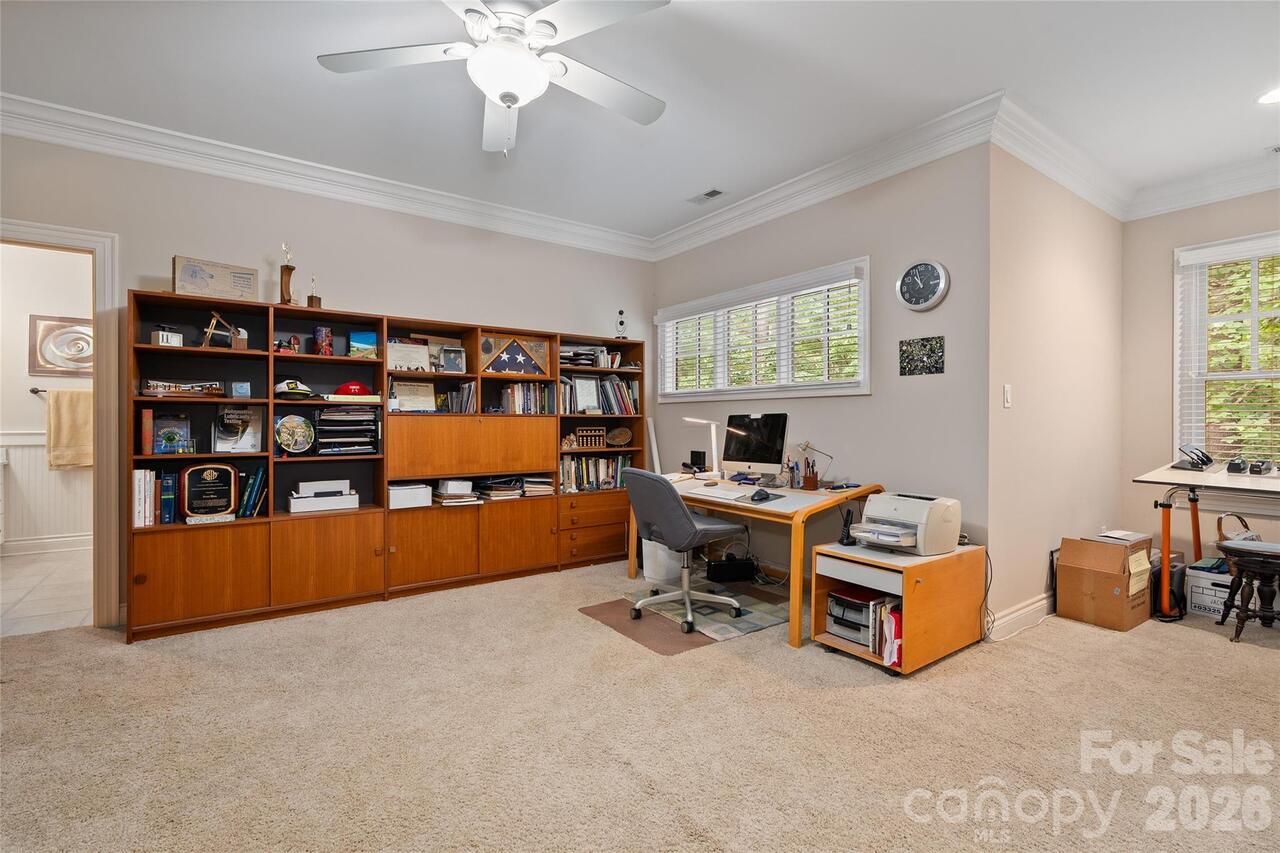 Listing Photo 32