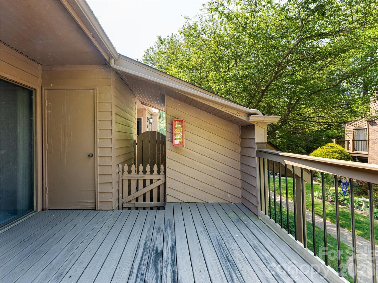 Listing Photo 13