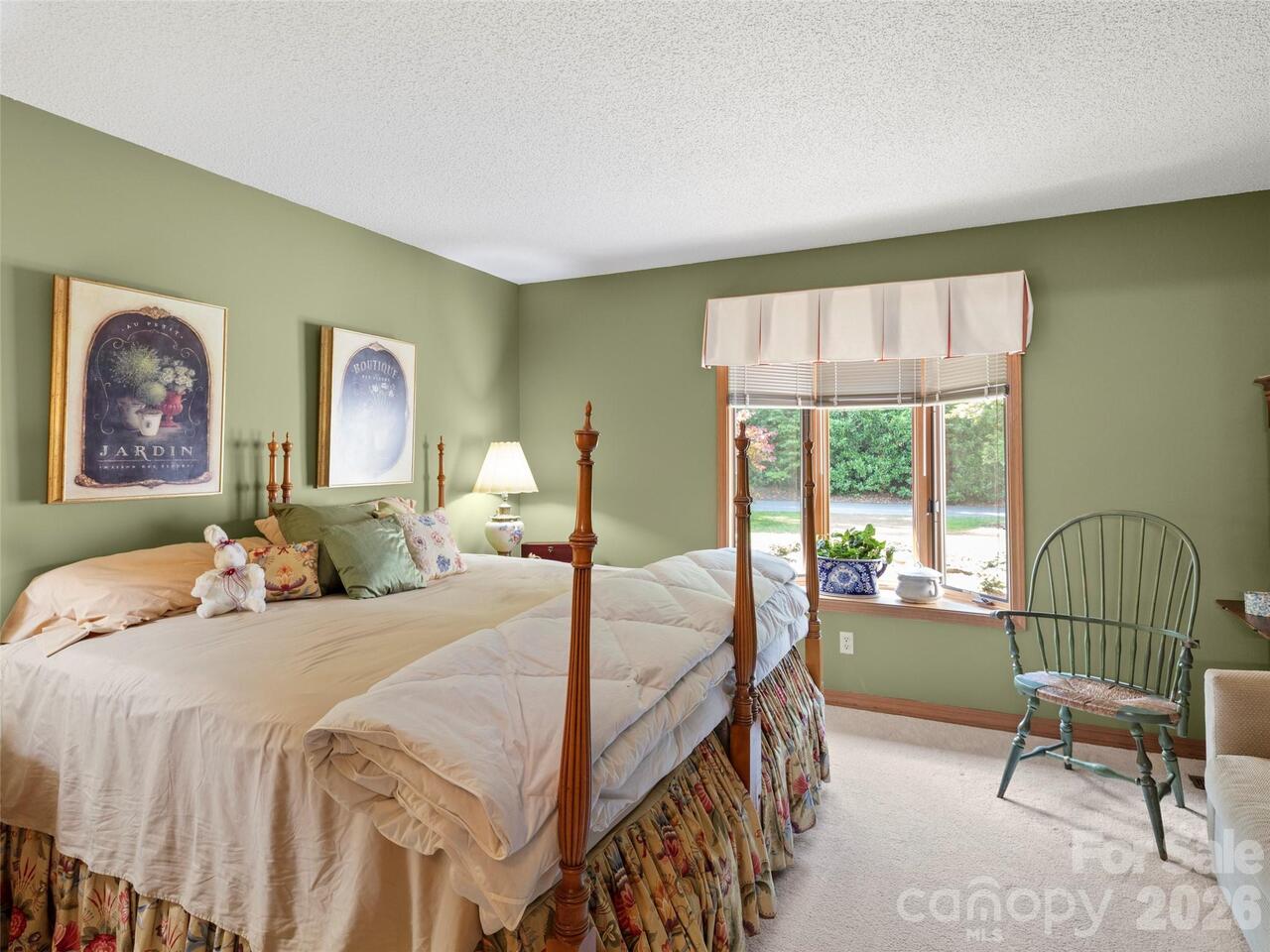 Listing Photo 15