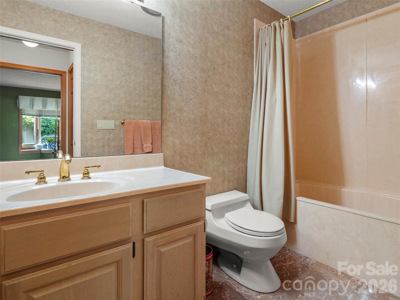 Listing Photo 16