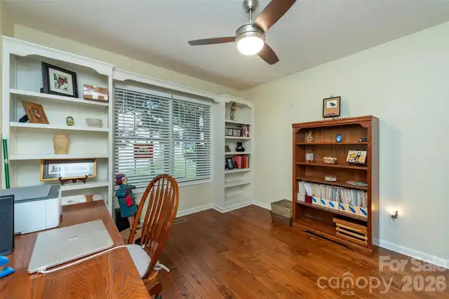 Listing Photo 24