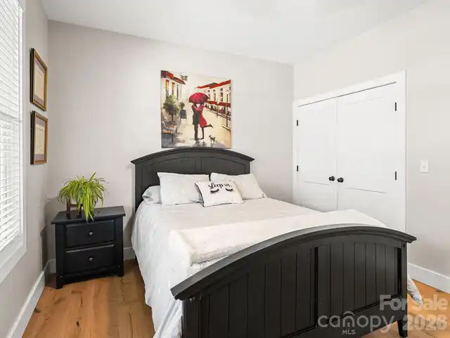 Listing Photo 14