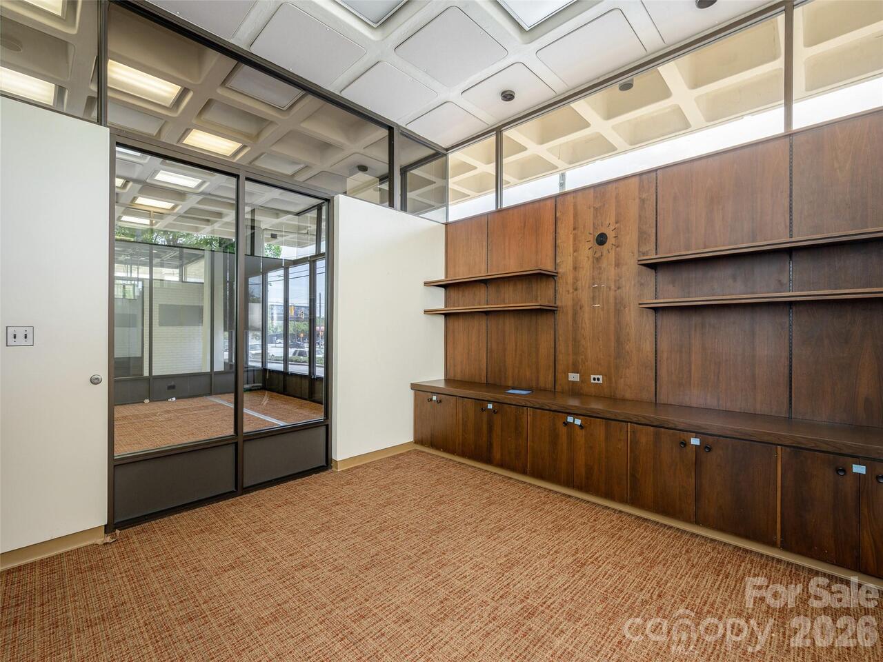 Listing Photo 15
