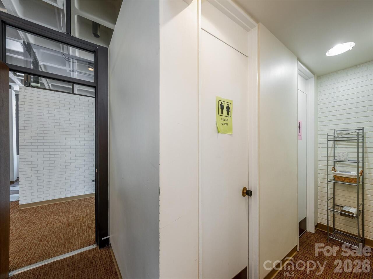 Listing Photo 18
