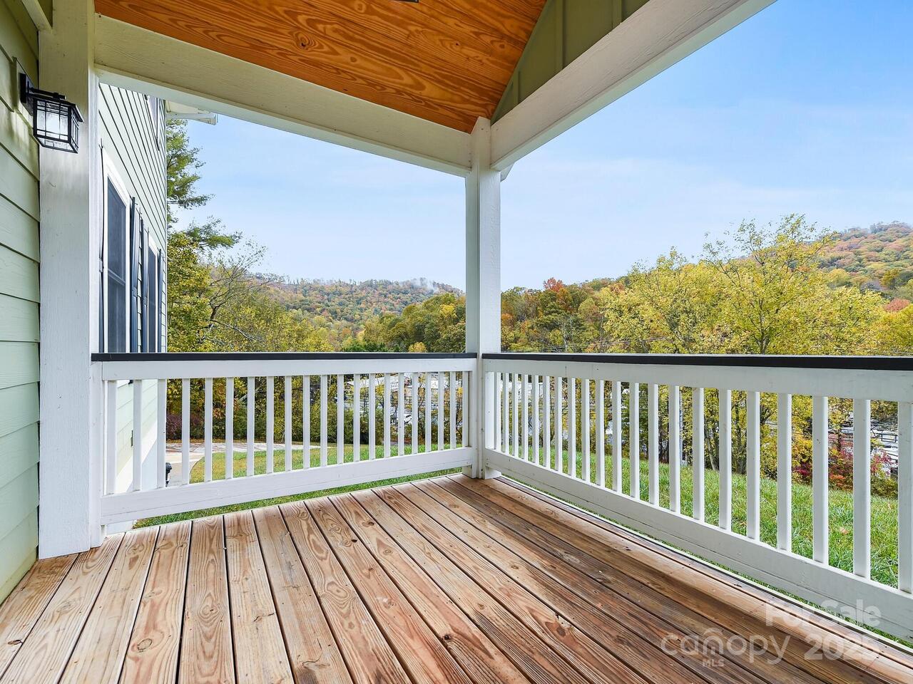 Listing Photo 6