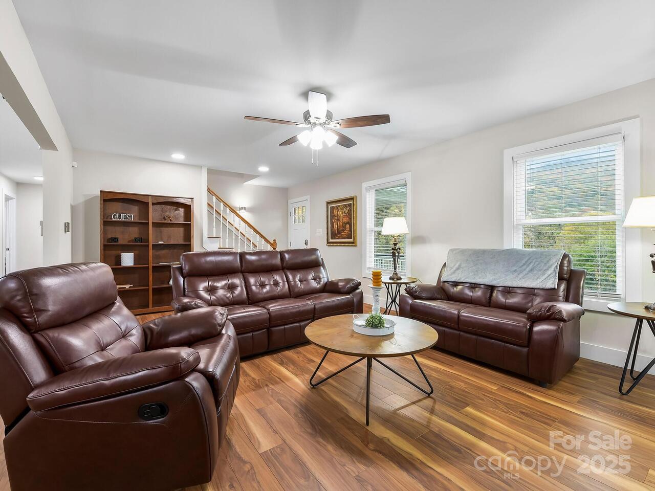 Listing Photo 7