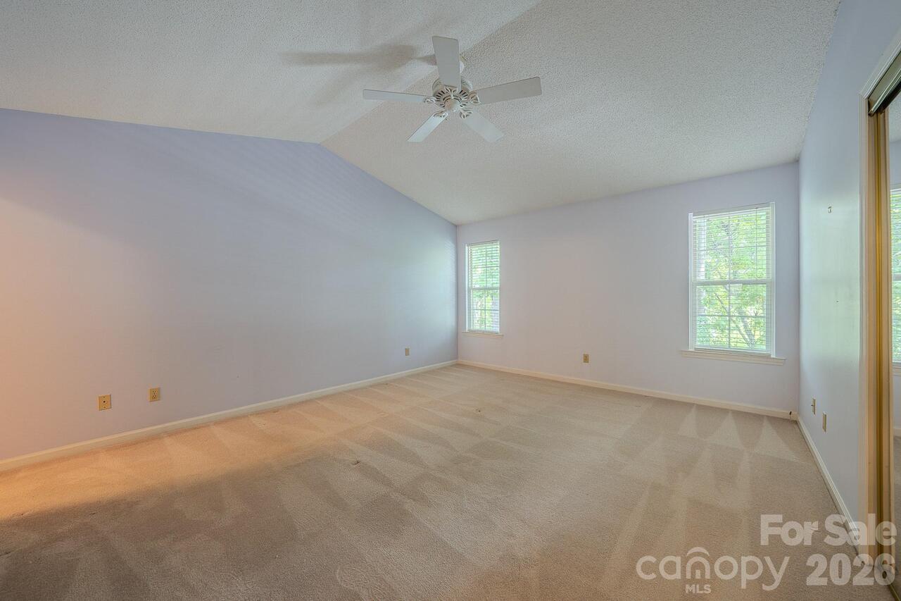Listing Photo 27